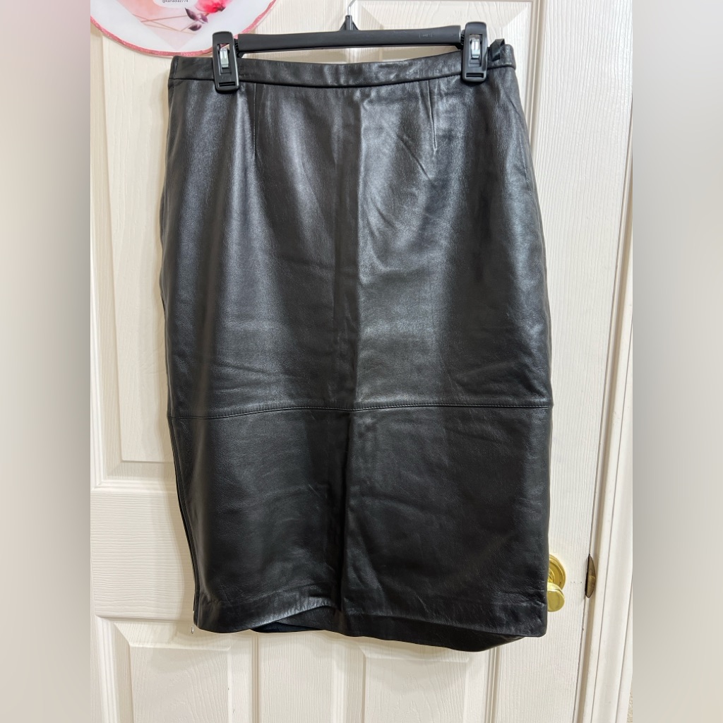 Halogen Black Real Leather Pencil Skirt